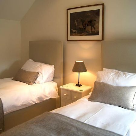 Two Rose Walk Cottage Cotswolds Moreton-in-Marsh Exterior foto