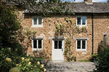 Two Rose Walk Cottage Cotswolds Moreton-in-Marsh Exterior foto